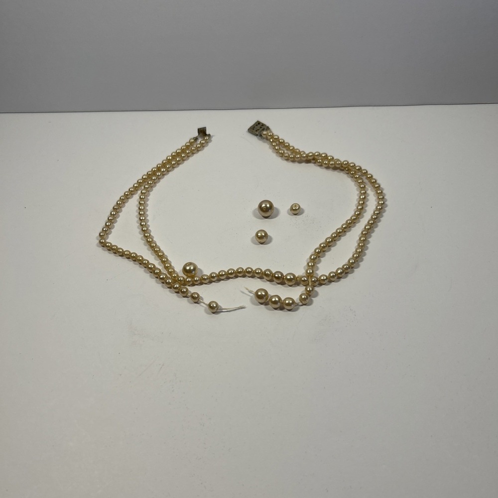 Really Old Vintage Chocker Pearls
